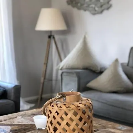 Stilvolles Reetdachhaus Coastline An Der Ostsee Ferienhaus Groß Schwansee