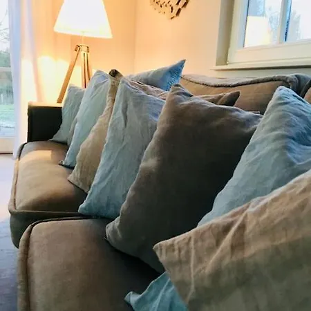 Stilvolles Reetdachhaus Coastline An Der Ostsee Ferienhaus *