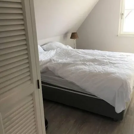 Stilvolles Reetdachhaus Coastline An Der Ostsee Holiday home Gross Schwansee